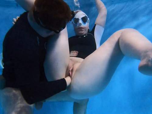 Unique Amateur Porn Freedivers Underwater Fisting Amateur Girl
